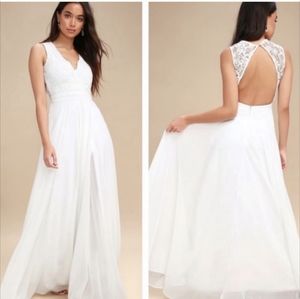 Lulu’s | Do Re Mi White Lace backless maxi dress size medium